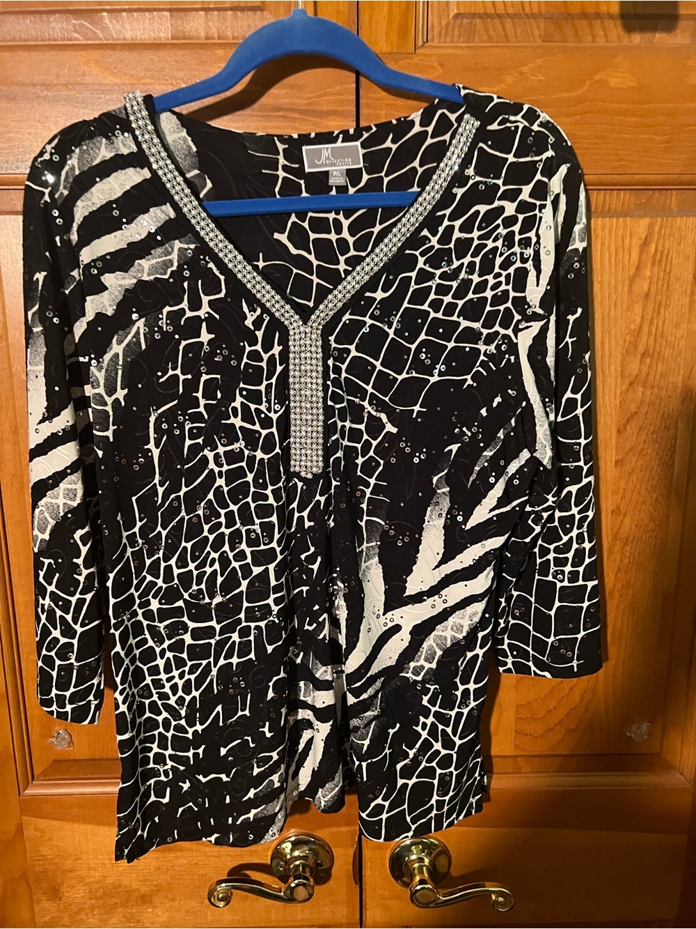 JM Collection Black & White Embellished V-Neck Tunic